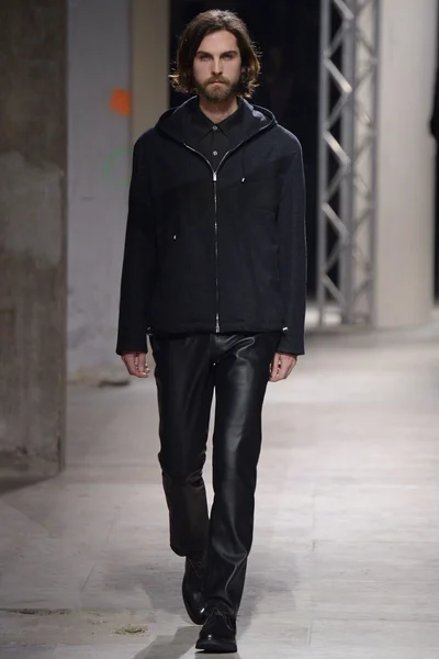 Look 31